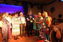 zLumpenball_Klofrauentrupp-1030x773